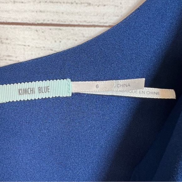 Urban Outfitters Kimchi Blue Navy Front Tie
Keyhole Skater Dress Size 6 - Picture 8 of 13